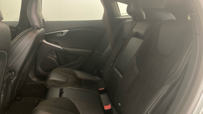 Volvo V40 T2 [122] R DESIGN Nav Plus 5dr Petrol Hatchback